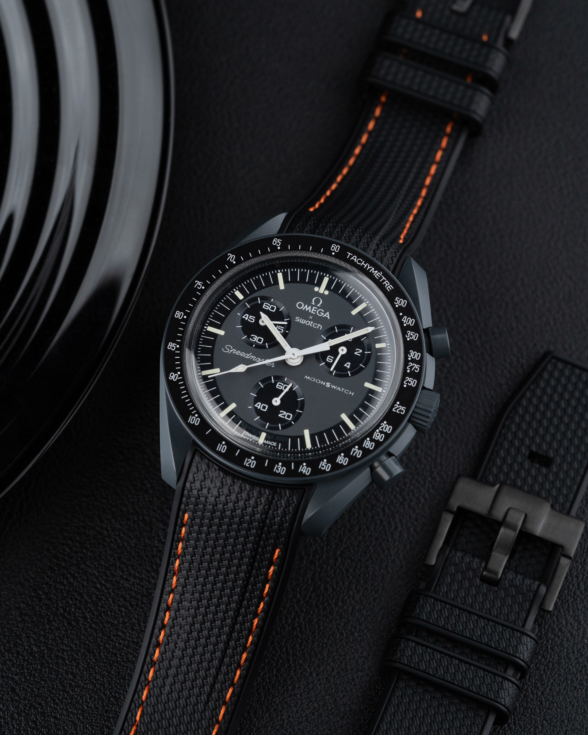 Omega X Swatch MoonSwatch Mission to Jupiter Moonwatch Speedmaster Professional Wristbuddys Wristbuddy Klockarmband klockband rubberstrap rubber strap straps for Mission to Mercury, mission to moon, moonswatches best rubber intergrated mission to moon mercury intergrated uhrenband bracelet Urrem bracelet de montre cinturino per orologio cinturino dell'orologio horlogeband correa de reloj Uhrenarmband Uhrarmband black schwartz svart negro