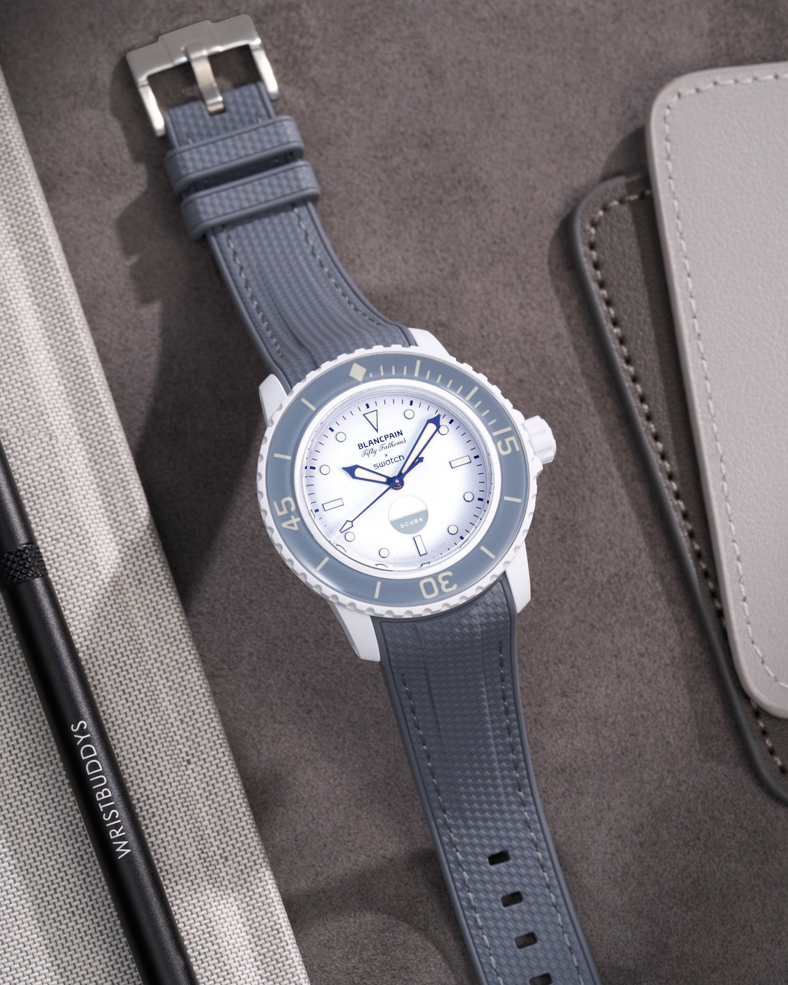 Blancpain X Swatch Bioceramic Scuba FIFTY FATHOMS rubber watch strap, Antarctic Ocean 22mm, white, watchstrap, watch strap weiß, Uhrenarmband, Armbanduhrband bianco, cinturino orologio, cinturino, blanc, bracelet de montre,vit, klockarmband, armbandsurband, hvid, urrem, rem wristbuddys wristbuddies wristbuddy wrist buddys