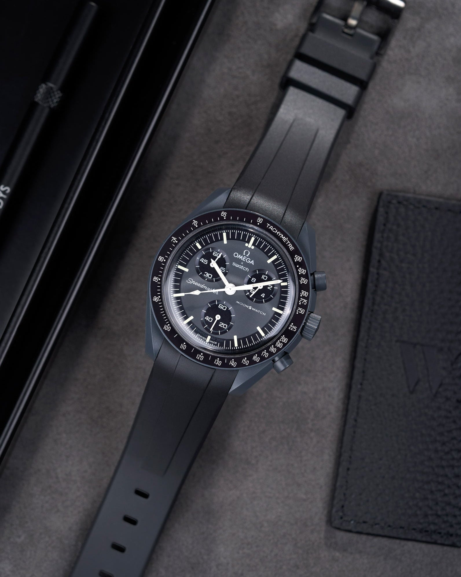 Omega X Swatch MoonSwatch Mission to Jupiter Moonwatch Speedmaster Professional Wristbuddys Wristbuddy Klockarmband klockband rubberstrap rubber strap straps for Mission to Mercury, mission to moon, moonswatches best rubber intergrated mission to moon mercury intergrated uhrenband bracelet Urrem bracelet de montre cinturino per orologio cinturino dell'orologio horlogeband correa de reloj Uhrenarmband Uhrarmband black schwartz svart negro