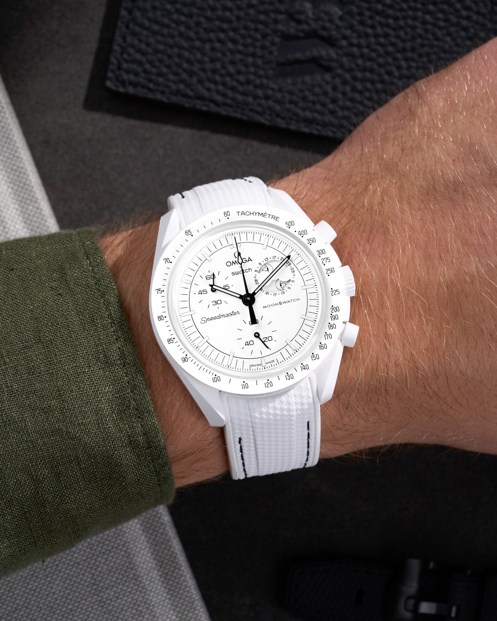 Omega X Swatch MoonSwatch Mission to the moonphase new moon full moon Moonwatch Speedmaster Professional Wristbuddys Wristbuddy Klockarmband klockband rubberstrap rubber strap straps for Mission to Mercury, mission to moon, moonswatches best rubber intergrated mission to moon mercury intergrated uhrenband bracelet Urrem bracelet de montre cinturino per orologio cinturino dell'orologio horlogeband correa de reloj Uhrenarmband Uhrarmband black schwartz svart negro new moonswatch