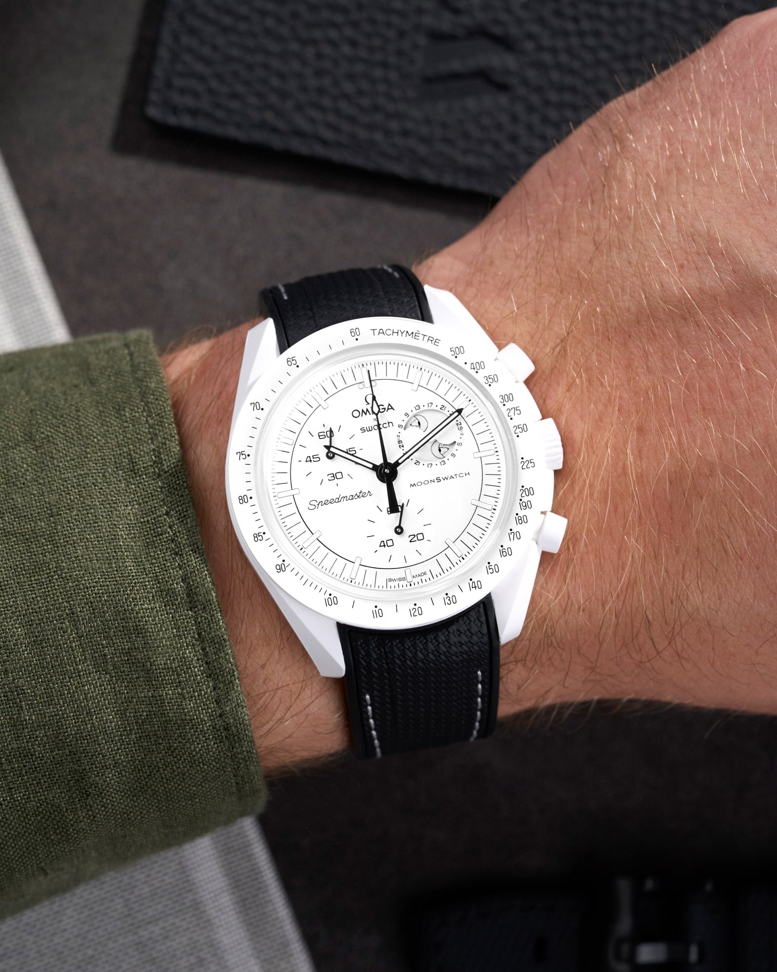 Omega X Swatch MoonSwatch Mission to the moonphase new moon full moon Moonwatch Speedmaster Professional Wristbuddys Wristbuddy Klockarmband klockband rubberstrap rubber strap straps for Mission to Mercury, mission to moon, moonswatches best rubber intergrated mission to moon mercury intergrated uhrenband bracelet Urrem bracelet de montre cinturino per orologio cinturino dell'orologio horlogeband correa de reloj Uhrenarmband Uhrarmband black schwartz svart negro new moonswatch