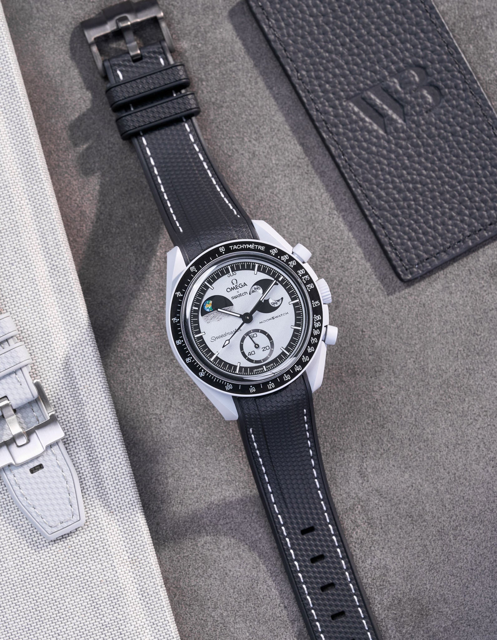 Omega X Swatch MoonSwatch Mission to the moonphase new moon full moon Moonwatch Speedmaster Professional Wristbuddys Wristbuddy Klockarmband klockband rubberstrap rubber strap straps for New MoonSwatch Mission To EarthPhase best rubber intergrated mission to moon mercury intergrated uhrenband bracelet Urrem bracelet de montre cinturino per orologio cinturino dell'orologio horlogeband correa de reloj Uhrenarmband Uhrarmband black schwartz svart negro new moonswatch