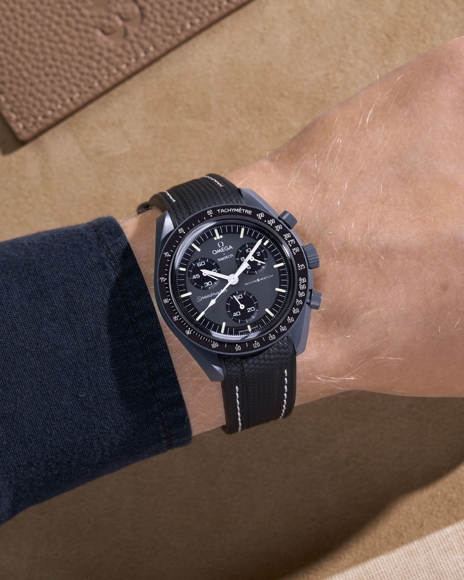 Omega X Swatch MoonSwatch Mission to Jupiter Moonwatch Speedmaster Professional Wristbuddys Wristbuddy Klockarmband klockband rubberstrap rubber strap straps for Mission to Mercury, mission to moon, moonswatches best rubber intergrated mission to moon mercury intergrated uhrenband bracelet Urrem bracelet de montre cinturino per orologio cinturino dell'orologio horlogeband correa de reloj Uhrenarmband Uhrarmband black schwartz svart negro