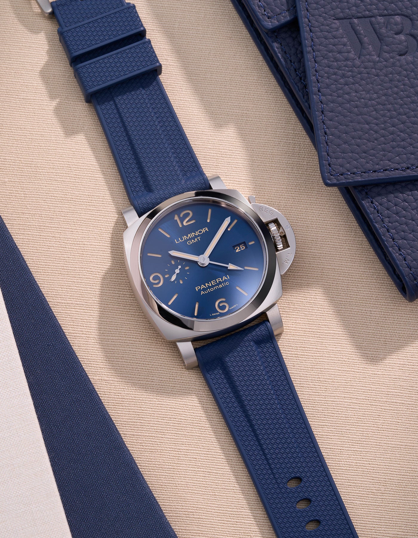 Panerai rubber strap Panerai Luminor PAM strap Submersible PAM rubber strap Radiomir rubber strap silicone strap PAM00441 PAM01223 replacement strap Luminor Marina strap 42mm 44mm PAM01122 Cinturino Panerai in gomma
