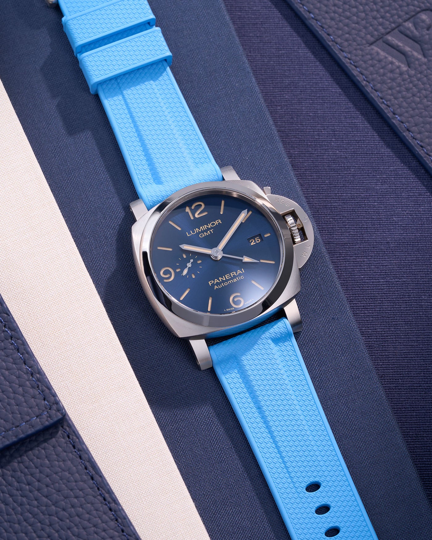 Panerai rubber strap Panerai Luminor PAM strap Submersible PAM rubber strap Radiomir rubber strap silicone strap PAM00441 PAM01223 replacement strap Luminor Marina strap 42mm 44mm PAM01122 Cinturino Panerai in gomma