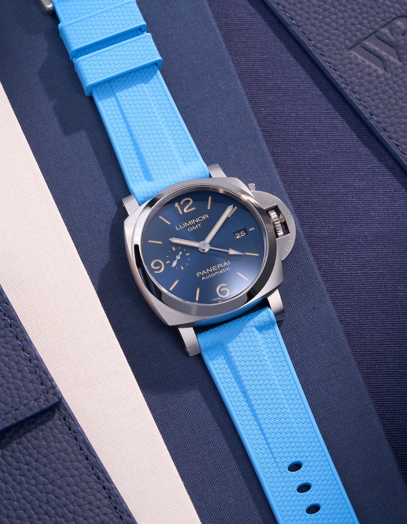 Panerai rubber strap Panerai Luminor PAM strap Submersible PAM rubber strap Radiomir rubber strap silicone strap PAM00441 PAM01223 replacement strap Luminor Marina strap 42mm 44mm PAM01122 Cinturino Panerai in gomma