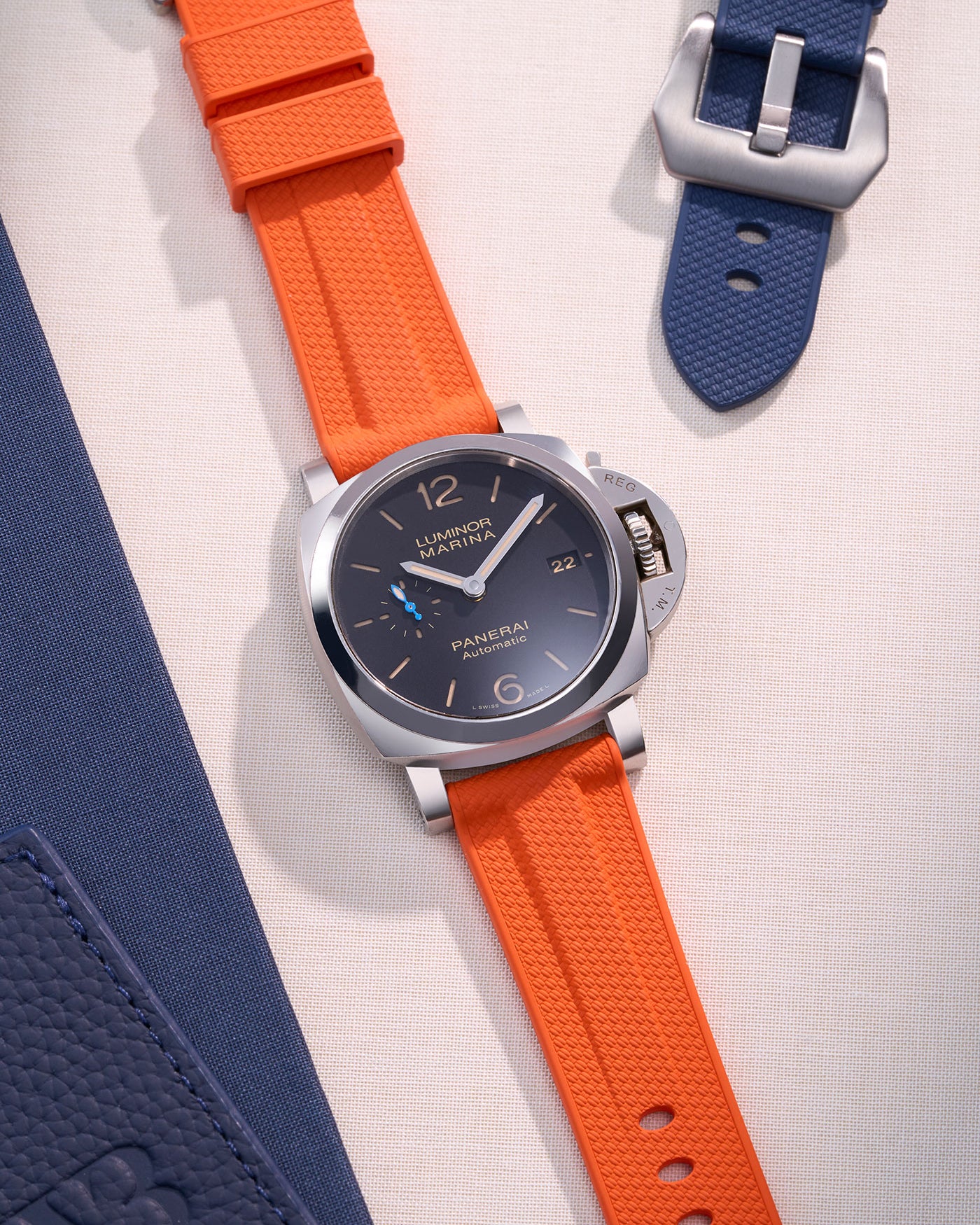 Panerai rubber strap Panerai Luminor PAM strap Submersible PAM rubber strap Radiomir rubber strap silicone strap PAM00441 PAM01223 replacement strap Luminor Marina strap 42mm 44mm PAM01122 Cinturino Panerai in gomma