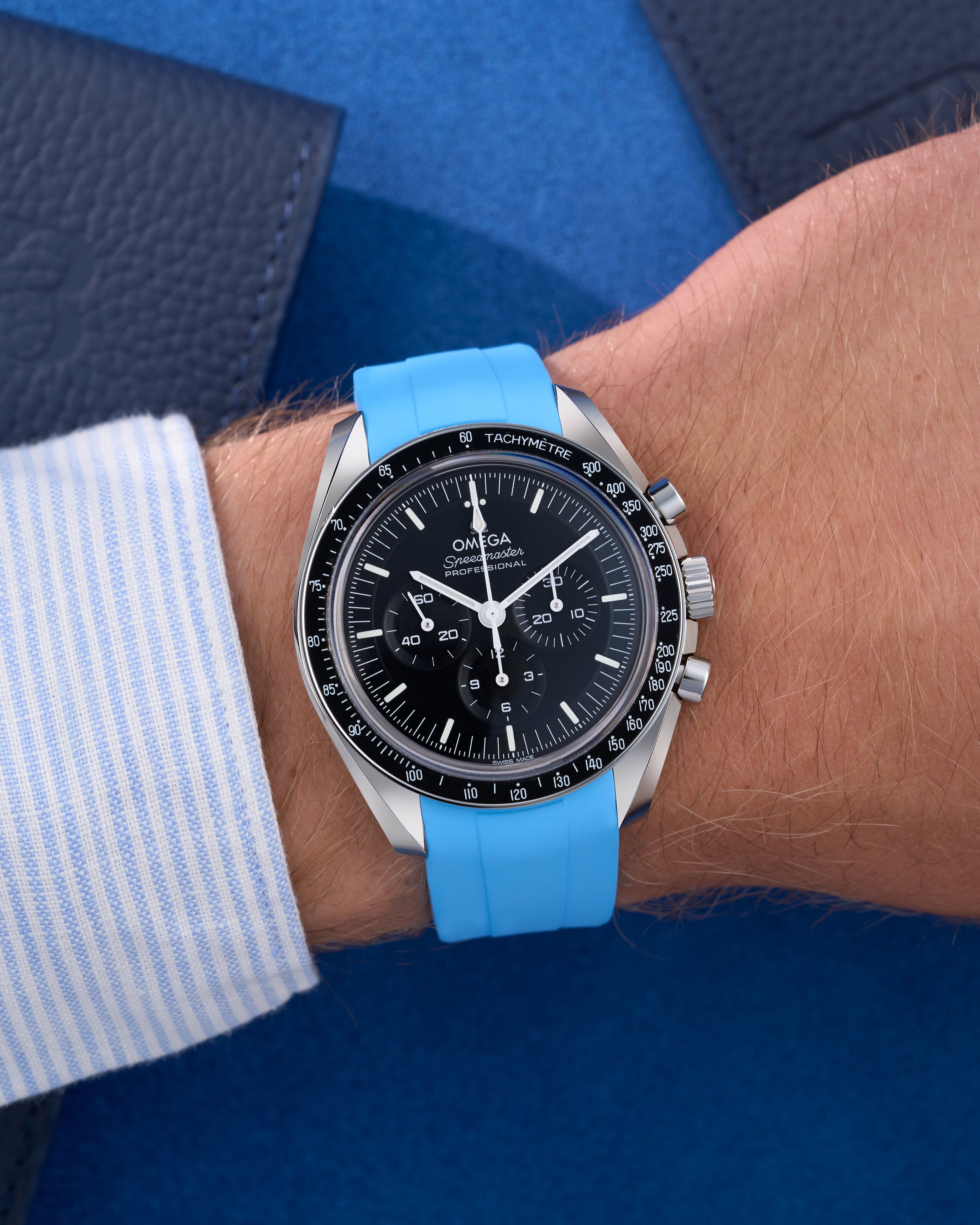 Omega Rubber Watch Strap watch band klockarmband uhrenband uhranarmband for Speedmaster MoonWatch Professinal Apollo 11 8 Ultraman Hesalite Sapphire Replacement speedytuesday speedy 57 sandwich dial 20mm what size strap for speedmaster 3861 watch strap for omega x swatch speedmaster moonswatch armband first watch on the moon first watch in space FOIS rubber UHRENARMBÄNDER Uhren Kautschukband cinturino in gomma black svart negro schwartz dark