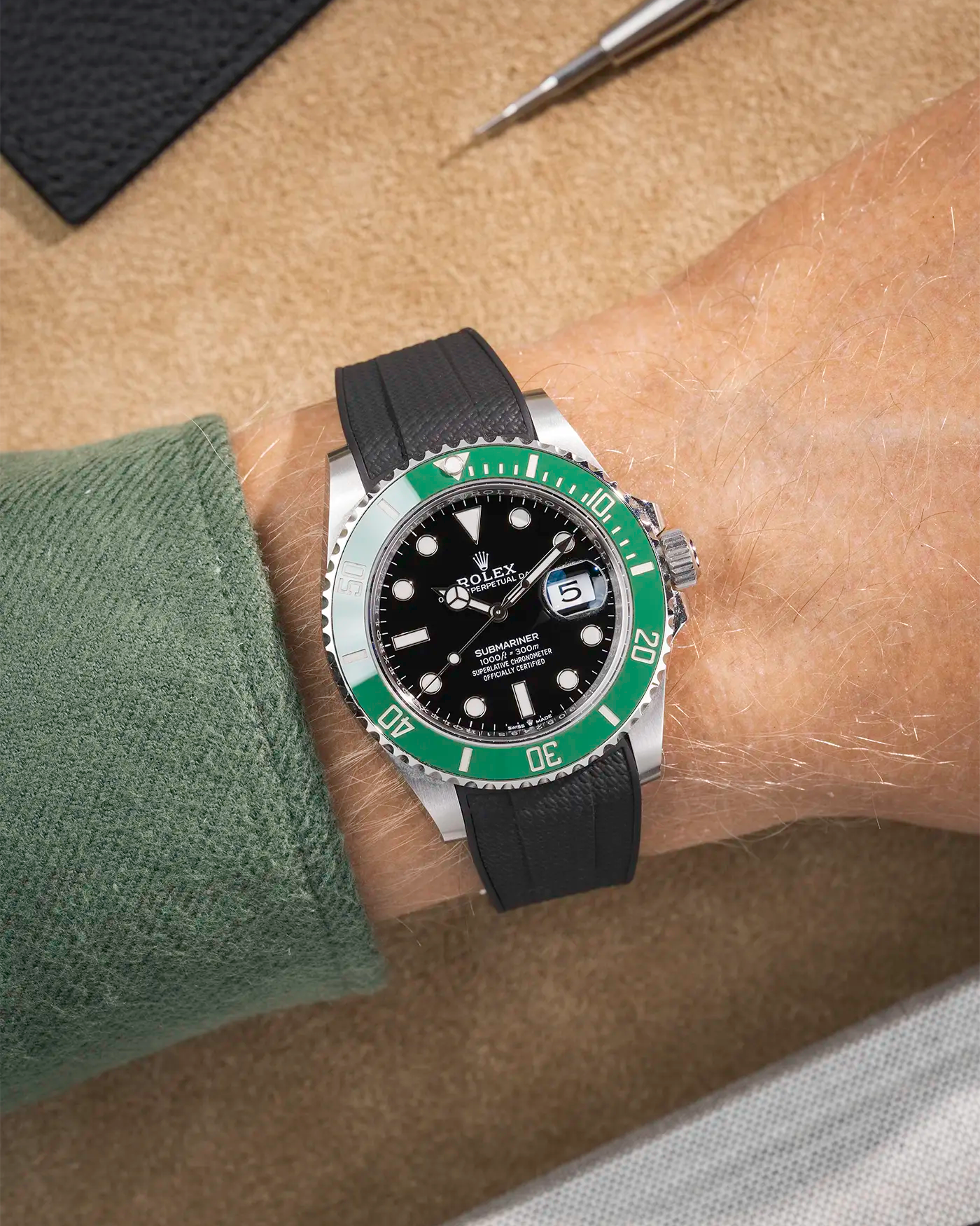 Vertech FKM Rubber Strap Black for Rolex Submariner 41 126610LV Green Bezel Integrated with Original Clasp – Wrist shot
