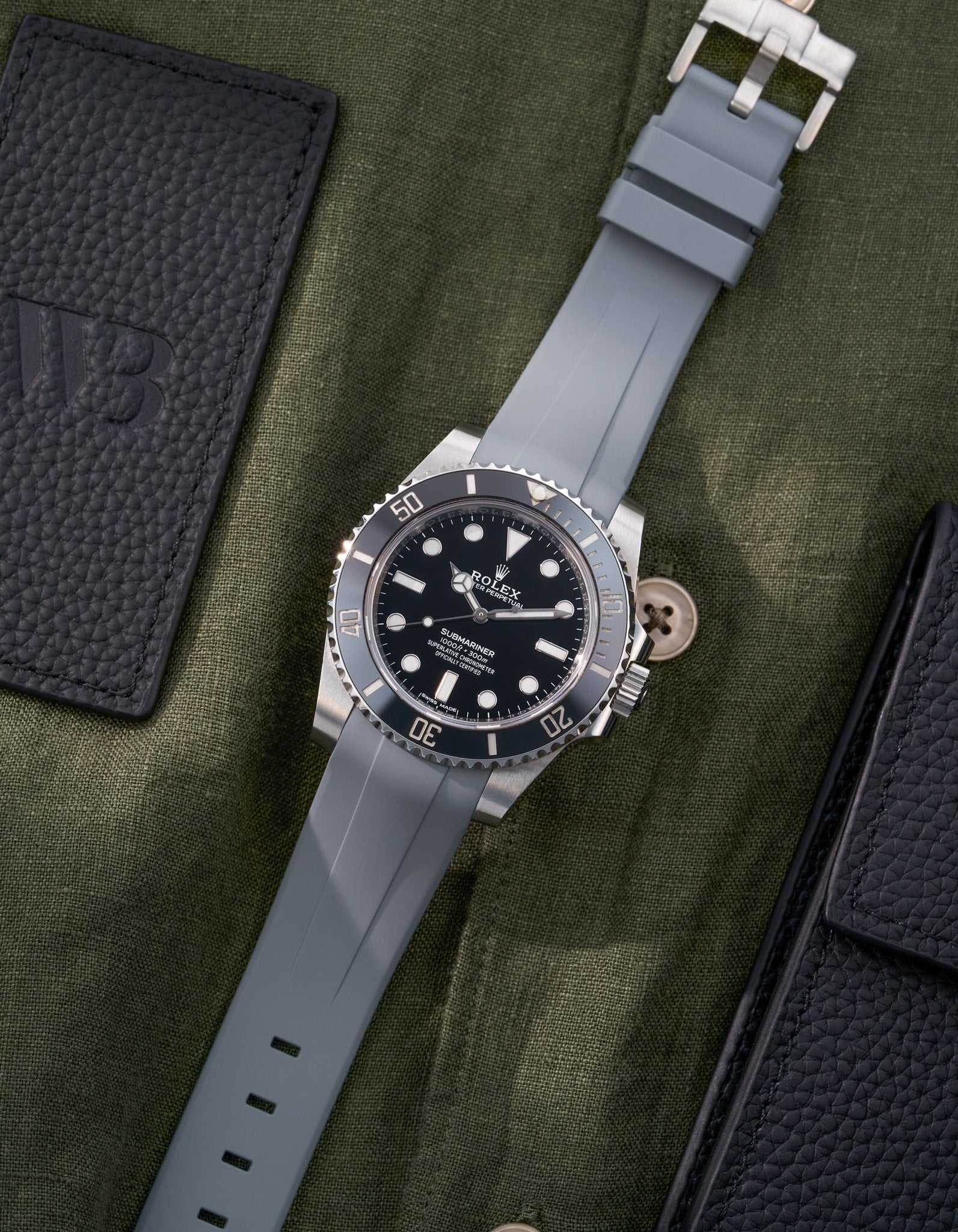 Wristbuddys Wristbuddy Klockarmband klockband rubberstrap rubber strap black svart black buckle clasp integrated premium rubber Rolex Submariner 16610, Rolex Submariner 116610, Rolex Submariner 14060, Rolex Submariner 114060 uhrenband rubber straps integrated replacement strap oysterflex KAUTSCHUKARMBAND uhrenband bracelet Urrem bracelet de montre cinturino per orologio cinturino dell'orologio horlogeband correa de reloj Uhrenarmband Uhrarmband rolex submariner
