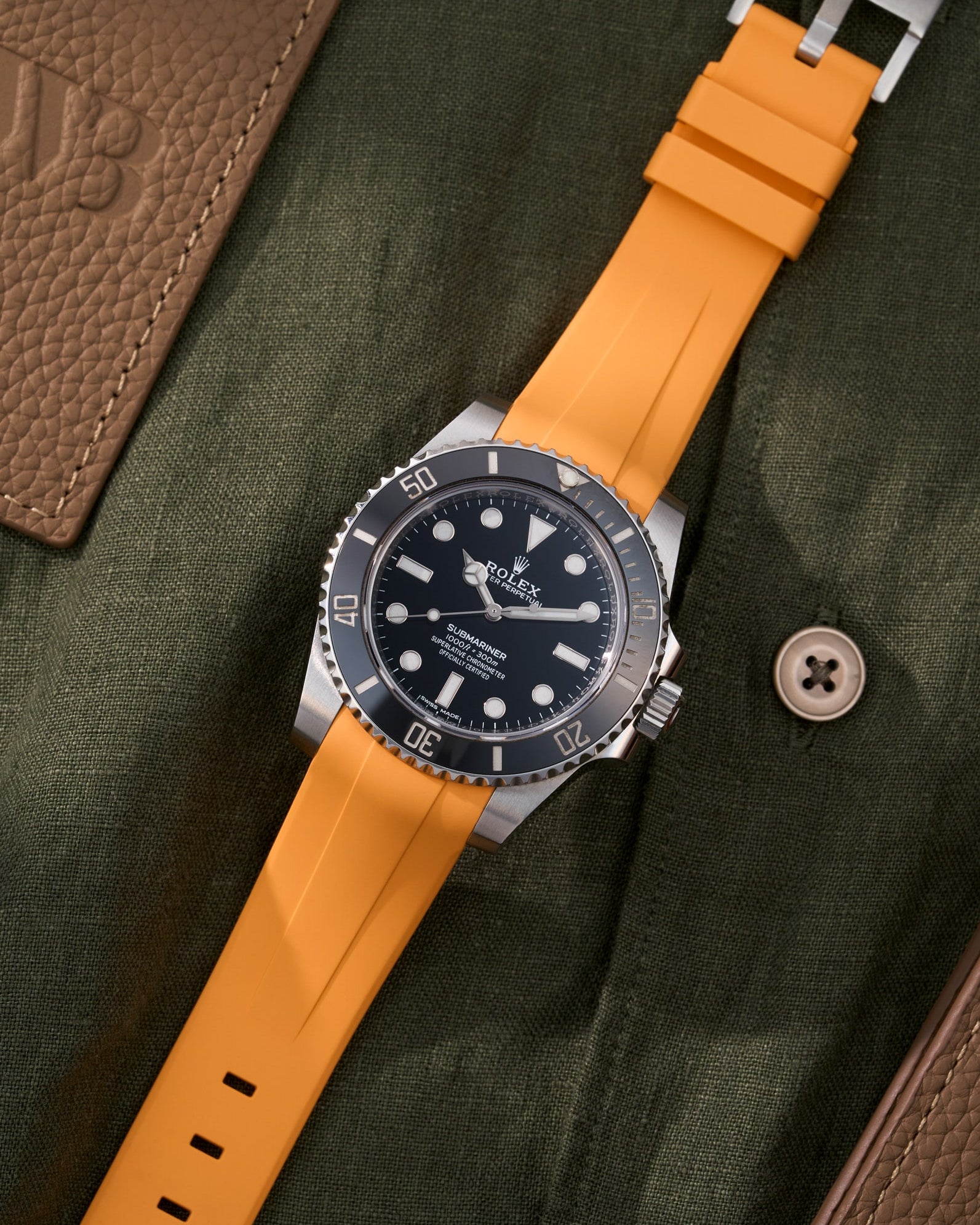Wristbuddys Wristbuddy Klockarmband klockband rubberstrap rubber strap black svart black buckle clasp integrated premium rubber Rolex Submariner 16610, Rolex Submariner 116610, Rolex Submariner 14060, Rolex Submariner 114060 uhrenband rubber straps integrated replacement strap oysterflex KAUTSCHUKARMBAND uhrenband bracelet Urrem bracelet de montre cinturino per orologio cinturino dell'orologio horlogeband correa de reloj Uhrenarmband Uhrarmband rolex submariner
