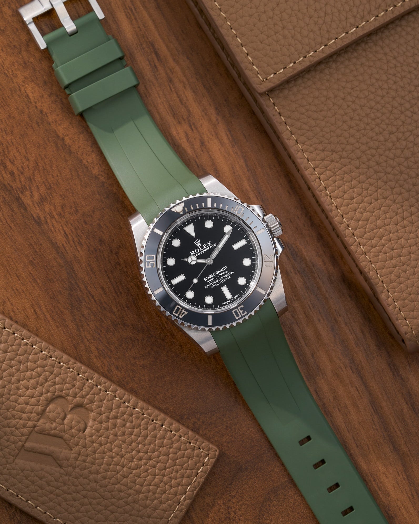 Wristbuddys Wristbuddy Klockarmband klockband rubberstrap rubber strap black svart black buckle clasp integrated premium rubber Rolex Submariner 16610, Rolex Submariner 116610, Rolex Submariner 14060, Rolex Submariner 114060 uhrenband rubber straps integrated replacement strap oysterflex KAUTSCHUKARMBAND uhrenband bracelet Urrem bracelet de montre cinturino per orologio cinturino dell'orologio horlogeband correa de reloj Uhrenarmband Uhrarmband rolex submariner