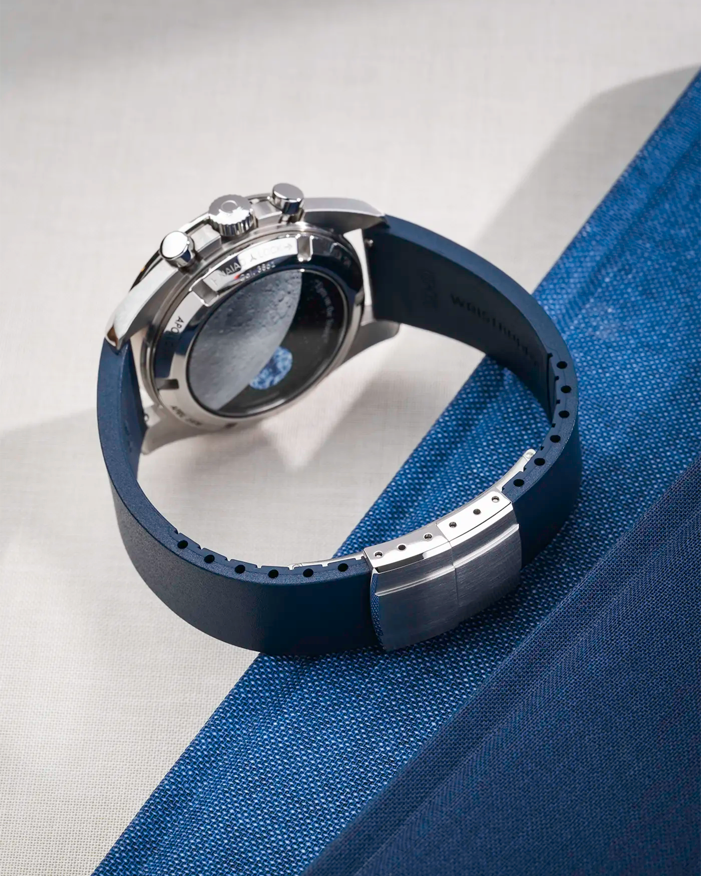 Navy blue CTS FKM Rubber Strap 19-22mm back side showing closed clasp