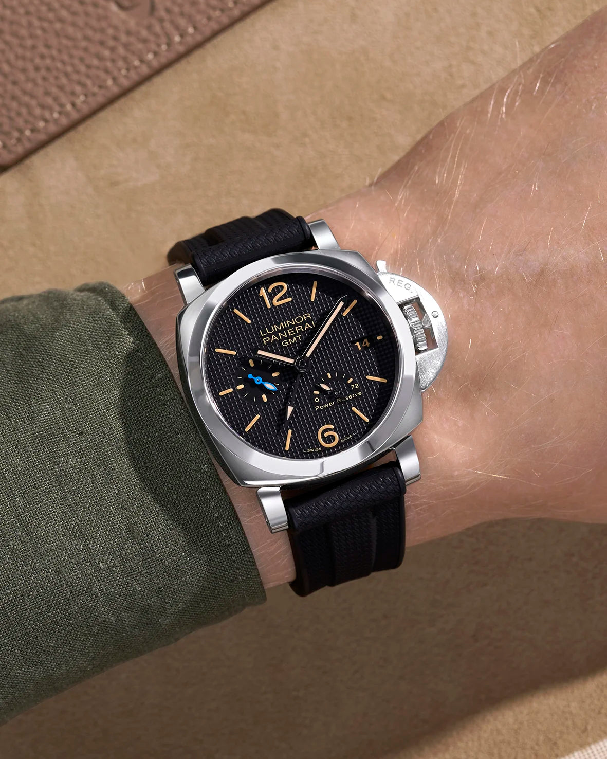 Black Vertech FKM rubber strap on Panerai Luminor GMT – wrist shot showing 22mm, 24mm or 26mm fit