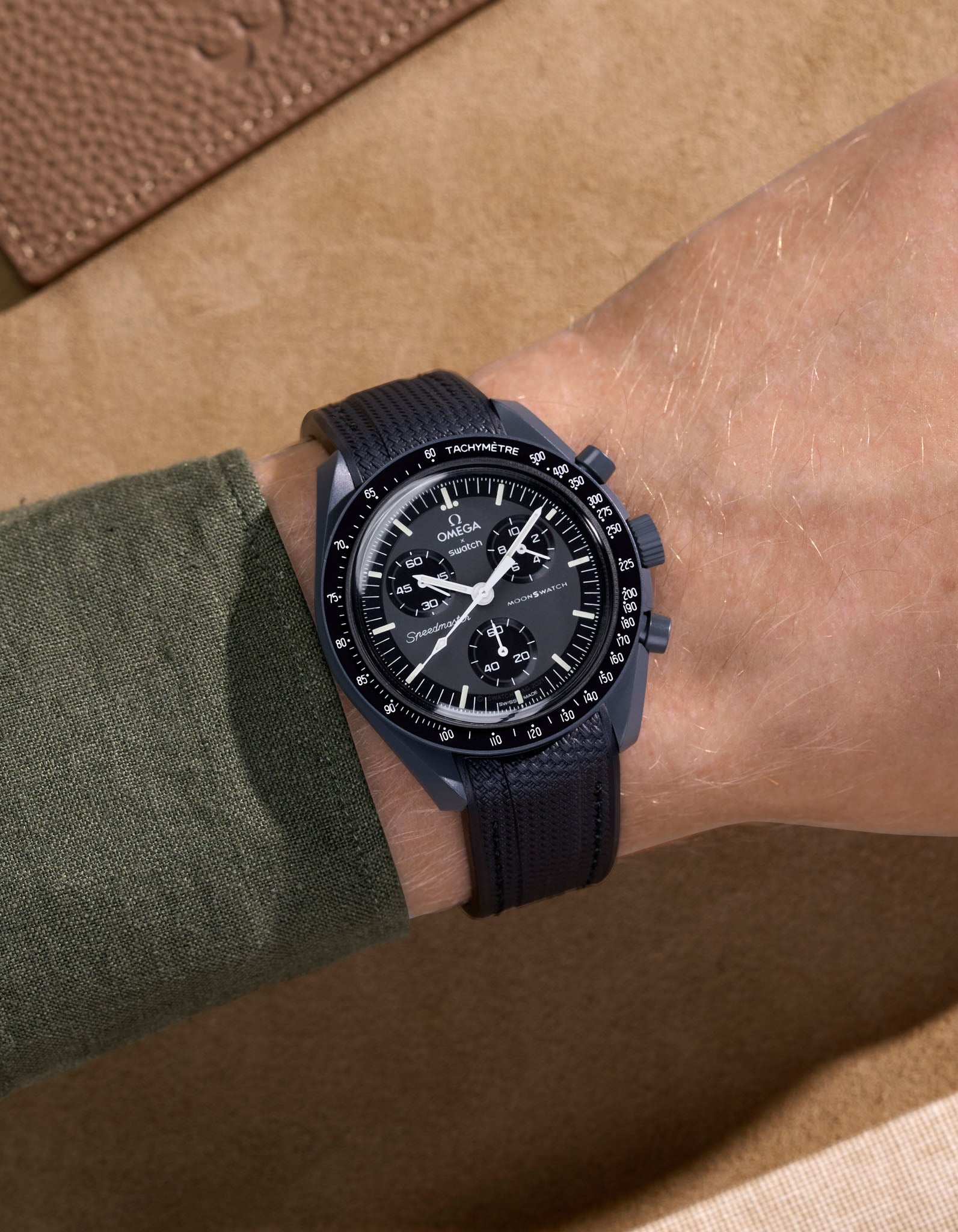 Omega X Swatch MoonSwatch Mission to Jupiter Moonwatch Speedmaster Professional Wristbuddys Wristbuddy Klockarmband klockband rubberstrap rubber strap straps for Mission to Mercury, mission to moon, moonswatches best rubber intergrated mission to moon mercury intergrated uhrenband bracelet Urrem bracelet de montre cinturino per orologio cinturino dell'orologio horlogeband correa de reloj Uhrenarmband Uhrarmband black schwartz svart negro