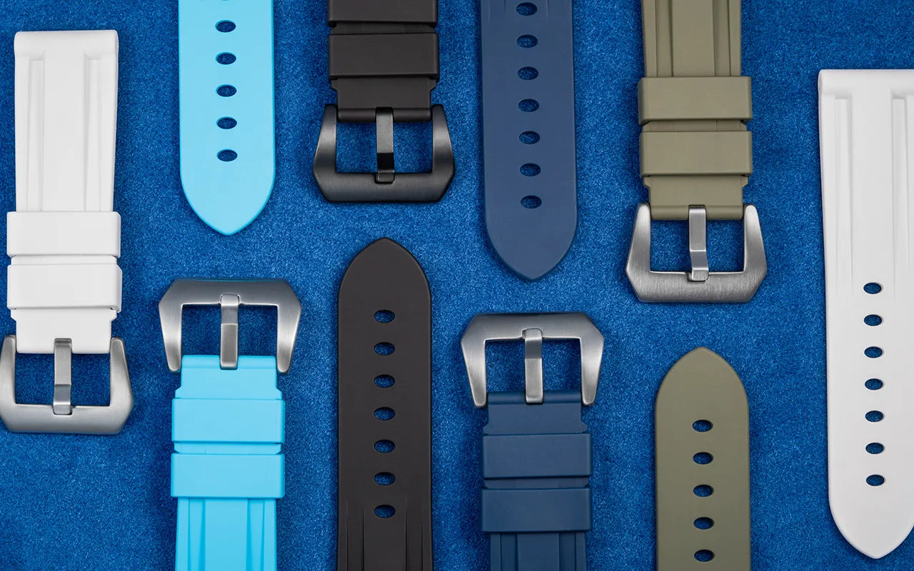 Rubber watch straps for Breitling in 20mm, 22mm and 24mm with stainless steel clasp – FKM rubber in white, blue, black, olive and navy