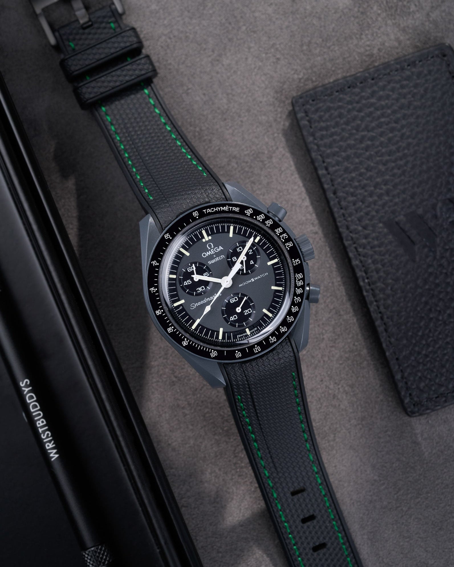 Omega X Swatch MoonSwatch Mission to Jupiter Moonwatch Speedmaster Professional Wristbuddys Wristbuddy Klockarmband klockband rubberstrap rubber strap straps for Mission to Mercury, mission to moon, moonswatches best rubber intergrated mission to moon mercury intergrated uhrenband bracelet Urrem bracelet de montre cinturino per orologio cinturino dell'orologio horlogeband correa de reloj Uhrenarmband Uhrarmband black schwartz svart negro