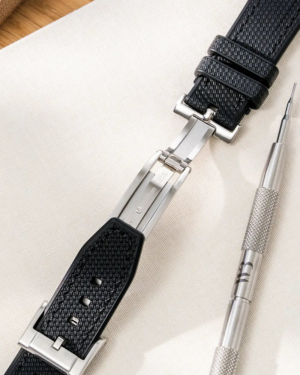 Deployant Clasp Silver on rubber strap