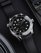 Omega seamaster Omega Speedmaster Professional Wristbuddys Wristbuddy Klockarmband klockband rubberstrap rubber strap straps for omega seamaster best rubber intergrated mission to moon mercury intergrated uhrenband bracelet Urrem bracelet de montre cinturino per orologio cinturino dell'orologio horlogeband correa de reloj Uhrenarmband Uhrarmband black schwartz svart negro