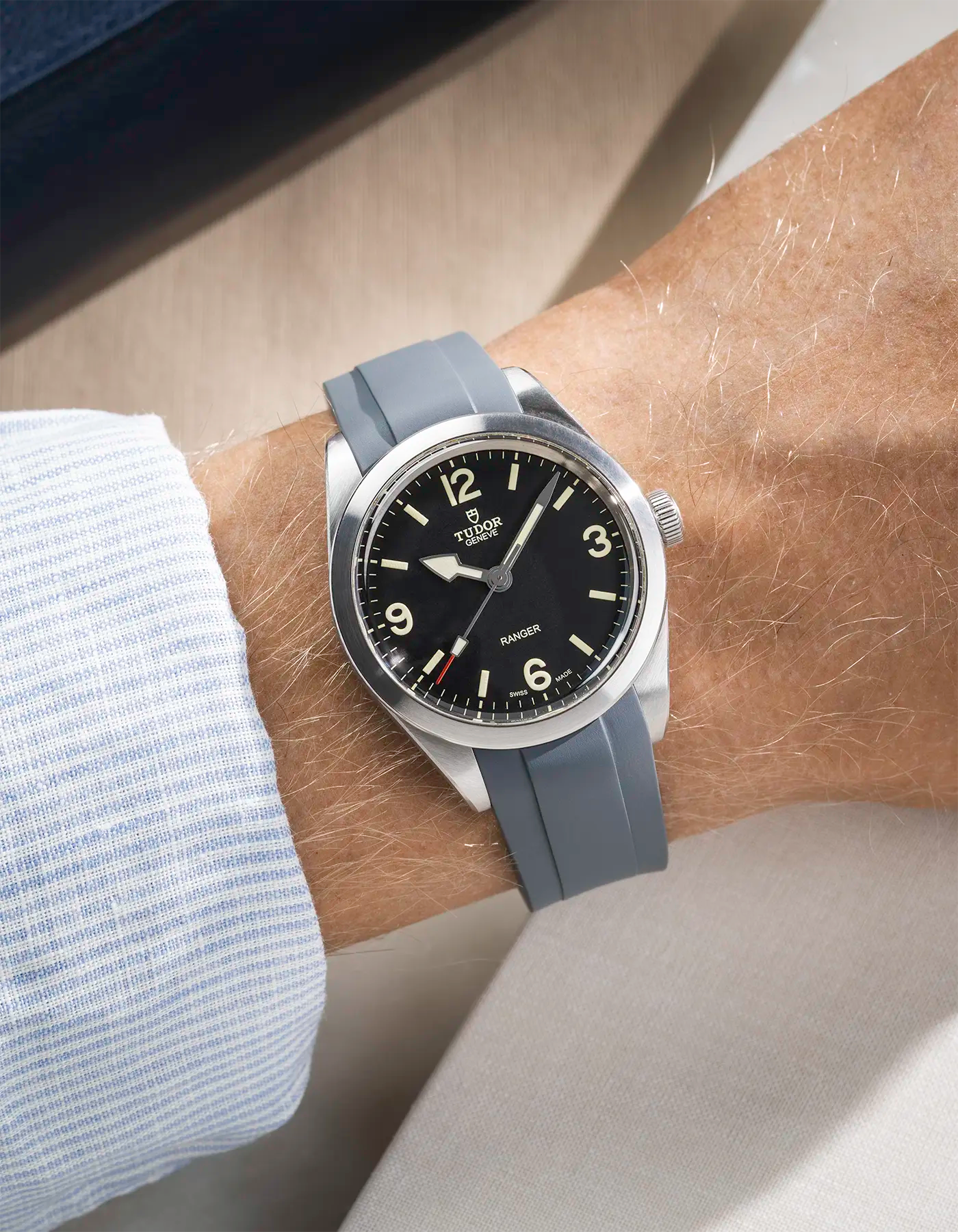 Grey Rubber Strap for Tudor Ranger 39mm - wrist shot