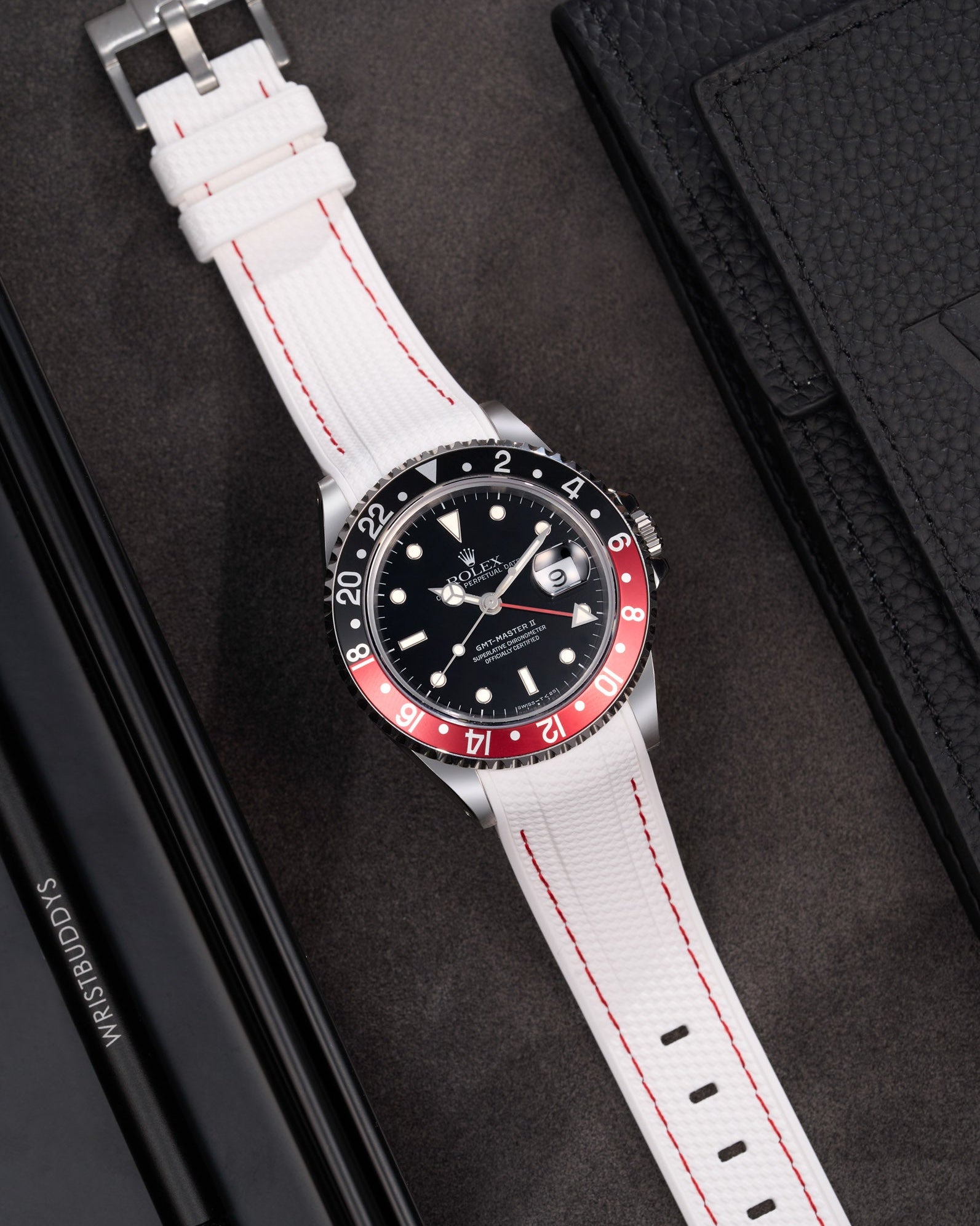 Wristbuddys Wristbuddy Klockarmband klockband rubberstrap rubber strap black svart black buckle clasp integrated premium rubber rubber straps integrated coke pepsi batman gmt master 2 GMT Master II blue and red bezel 16710  Watch Strap watch band klockarmband uhrenband uhranarmband