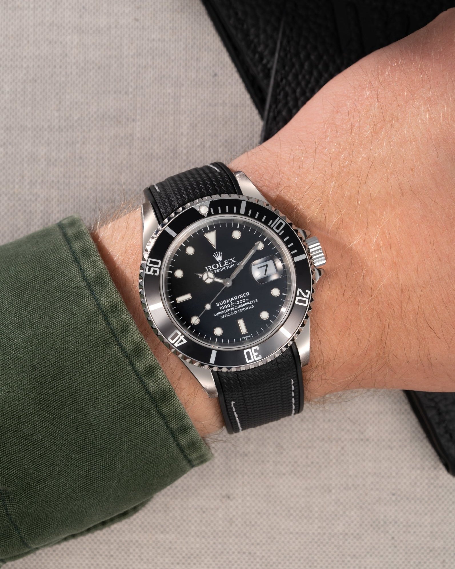 Wristbuddys Wristbuddy Klockarmband klockband rubberstrap rubber strap black svart black buckle clasp integrated premium rubber Rolex Submariner 16610, Rolex Submariner 116610, Rolex Submariner 14060, Rolex Submariner 114060 uhrenband rubber straps integrated replacement strap oysterflex KAUTSCHUKARMBAND uhrenband bracelet Urrem bracelet de montre cinturino per orologio cinturino dell'orologio horlogeband correa de reloj Uhrenarmband Uhrarmband rolex submariner
