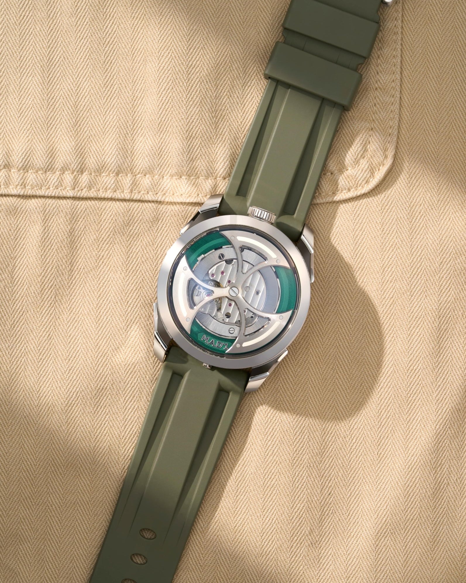 wristbuddys wristbuddy wristbuddies wrist Buddy watch strap band replacement integrated curved rubber FKM vulcanized best quality strap size lug width 22mm wristbands klockarmband uhrenarmband uhrenband watchstrap watchband MB&F Mad1 M.a.d.1 MADone red edition blue edition MBnF green edition