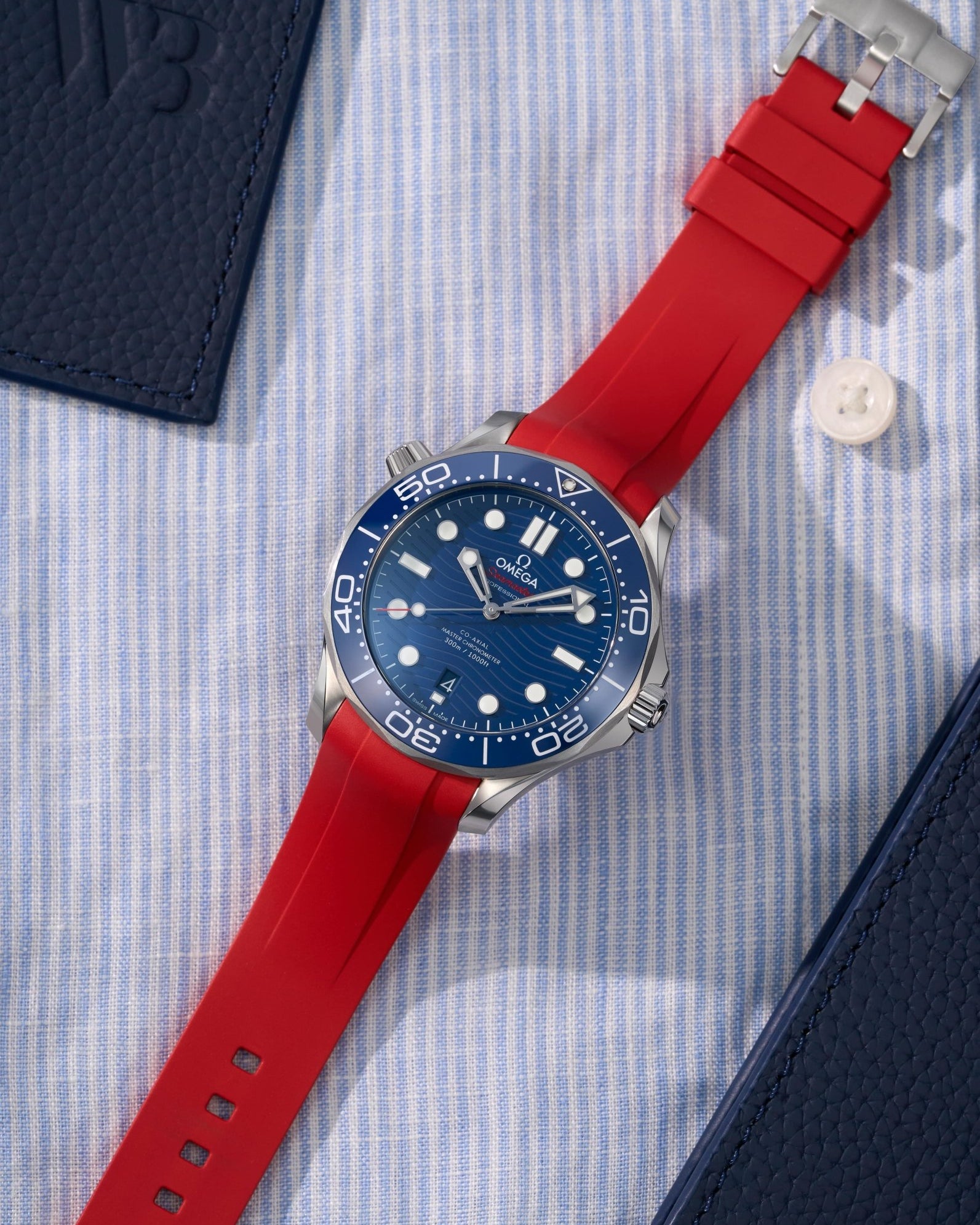 Omega Seamaster 300 Rubber Watch Strap watch band klockarmband uhrenband uhranarmband for SMP 300 Omega Seamaster Professional diver 300m 007 bond watch Replacement 20mm what size strap Semaster rubber UHRENARMBÄNDER Uhren Kautschukband cinturino in gomma wrist buddys wristbuddys wristbuddies wristbuddis blue navy blue blå rubber blue premium rubber