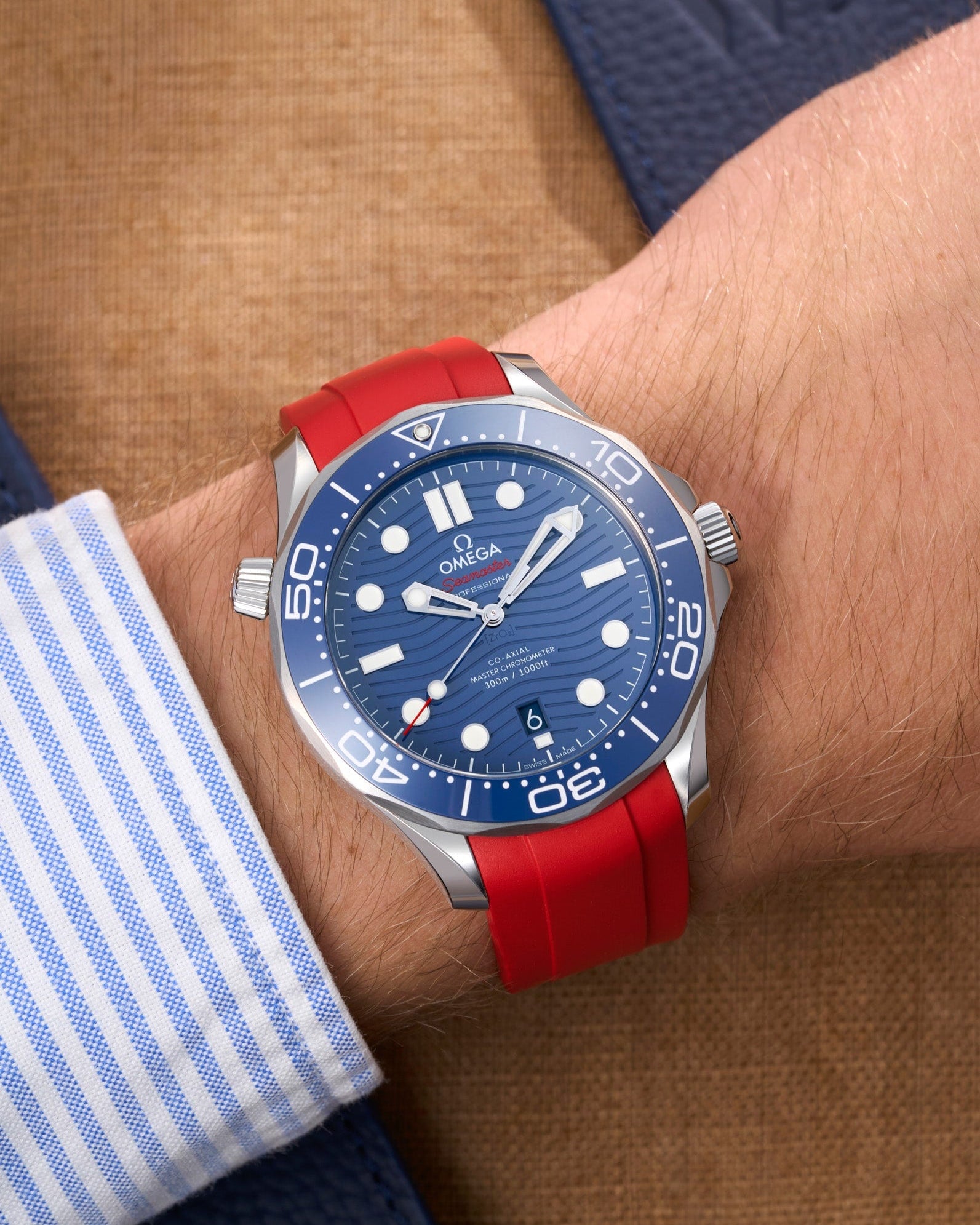 Omega Seamaster 300 Rubber Watch Strap watch band klockarmband uhrenband uhranarmband for SMP 300 Omega Seamaster Professional diver 300m 007 bond watch Replacement 20mm what size strap Semaster rubber UHRENARMBÄNDER Uhren Kautschukband cinturino in gomma wrist buddys wristbuddys wristbuddies wristbuddis blue navy blue blå rubber blue premium rubber