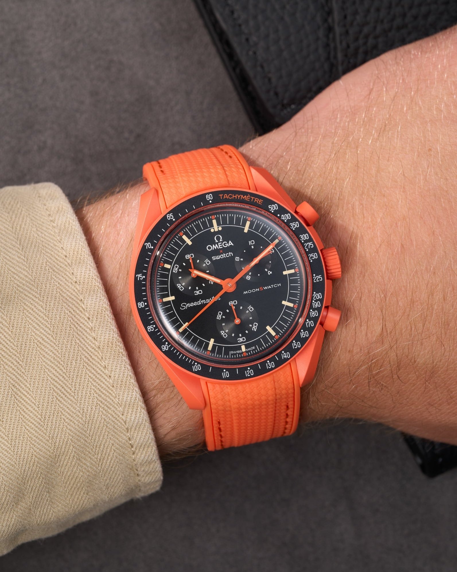 Omega X Swatch MoonSwatch Mission to Jupiter Moonwatch Speedmaster Professional Wristbuddys Wristbuddy Klockarmband klockband rubberstrap rubber strap straps for Mission to Mercury, mission to moon, moonswatches best rubber intergrated mission to moon mercury intergrated uhrenband bracelet Urrem bracelet de montre cinturino per orologio cinturino dell'orologio horlogeband correa de reloj Uhrenarmband Uhrarmband brown brun braun Mission On Earth Polar lights new model 2024 lava red