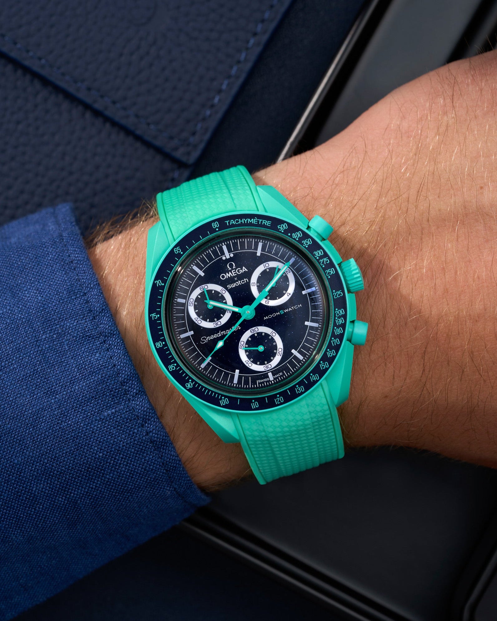 Omega X Swatch MoonSwatch Mission to Jupiter Moonwatch Speedmaster Professional Wristbuddys Wristbuddy Klockarmband klockband rubberstrap rubber strap straps for Mission to Mercury, mission to moon, moonswatches best rubber intergrated mission to moon mercury intergrated uhrenband bracelet Urrem bracelet de montre cinturino per orologio cinturino dell'orologio horlogeband correa de reloj Uhrenarmband Uhrarmband brown brun braun Mission On Earth Polar lights new model 2024