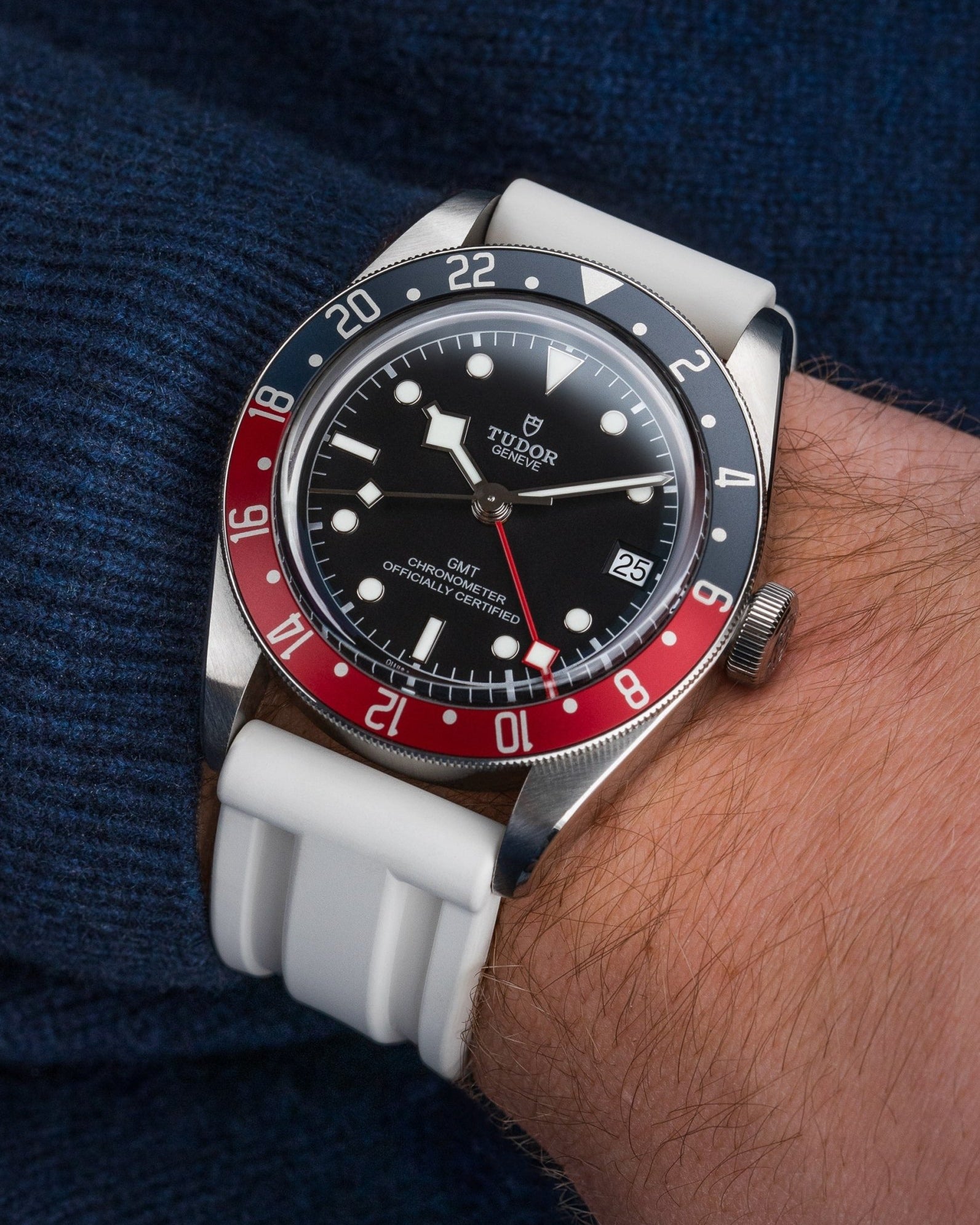 Tudor Black Bay GMT Blue red subdials watches wristbuddys wristbuddy wristbuddies wrist Buddy watch strap band replacement integrated curved rubber FKM vulcanized best quality strap size lug width 20mm wristbands rubber bronze steel M79830RB-0001 blue navy red roth