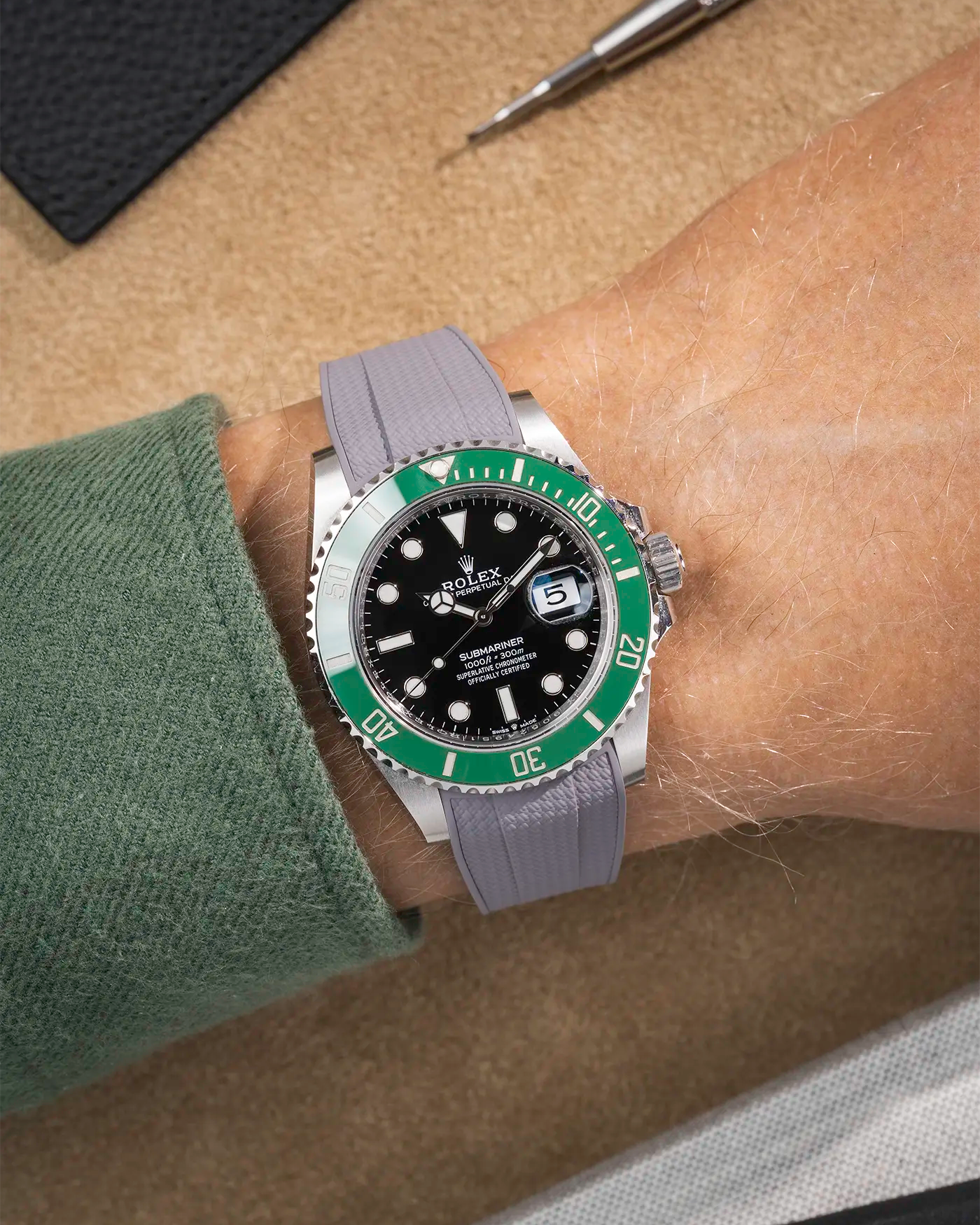 Vertech FKM Rubber Strap Grey for Rolex Submariner 41 126610LV Green Bezel Integrated with Original Clasp – Wrist shot