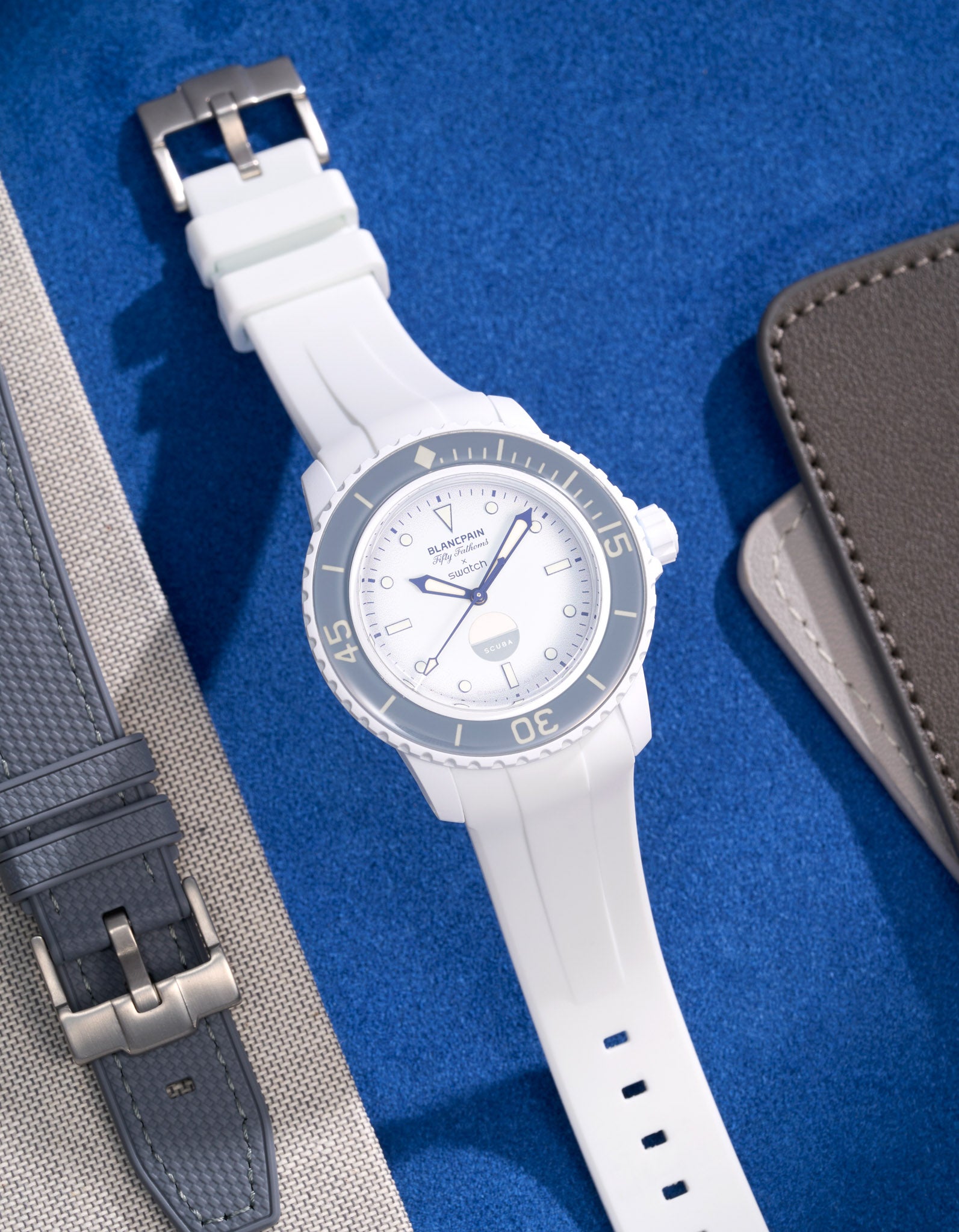 Blancpain X Swatch Bioceramic Scuba FIFTY FATHOMS rubber watch strap, Antarctic Ocean 22mm, white, watchstrap, watch strap weiß, Uhrenarmband, Armbanduhrband bianco, cinturino orologio, cinturino, blanc, bracelet de montre,vit, klockarmband, armbandsurband, hvid, urrem, rem wristbuddys wristbuddies wristbuddy wrist buddys