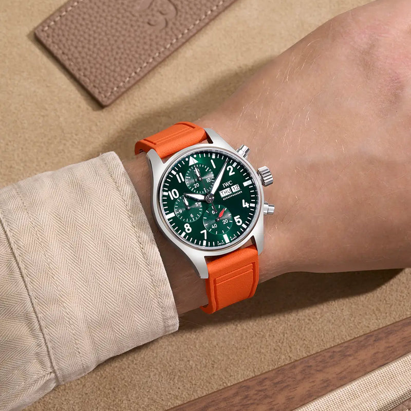 IWC_Rubber_Strap_Orange-wrist.