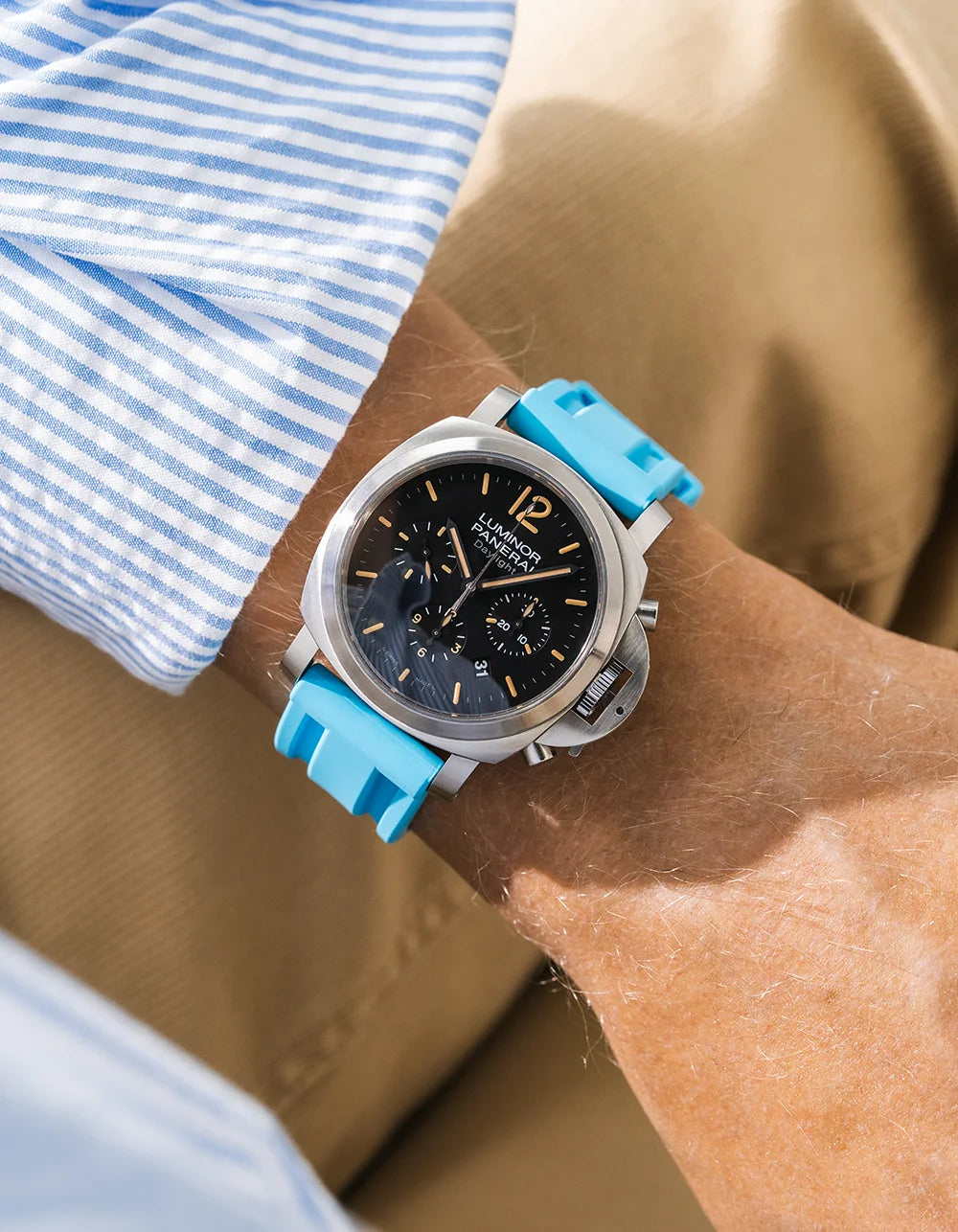 Turquoise Universal FKM Rubber Strap wrist shot on Panerai Luminor Daylight
