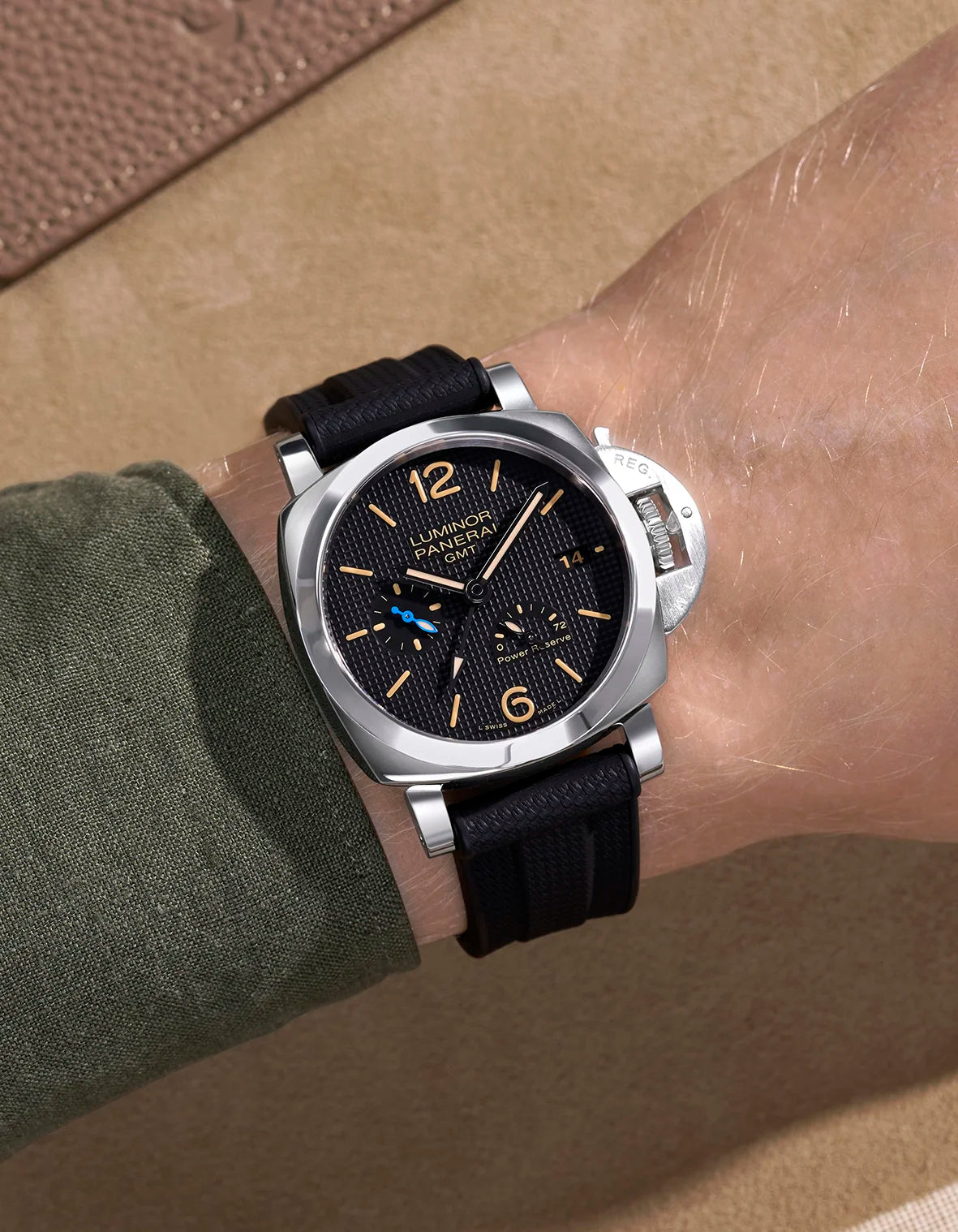 Black Vertech FKM rubber strap on Panerai Luminor GMT – wrist shot showing 22mm, 24mm or 26mm fit