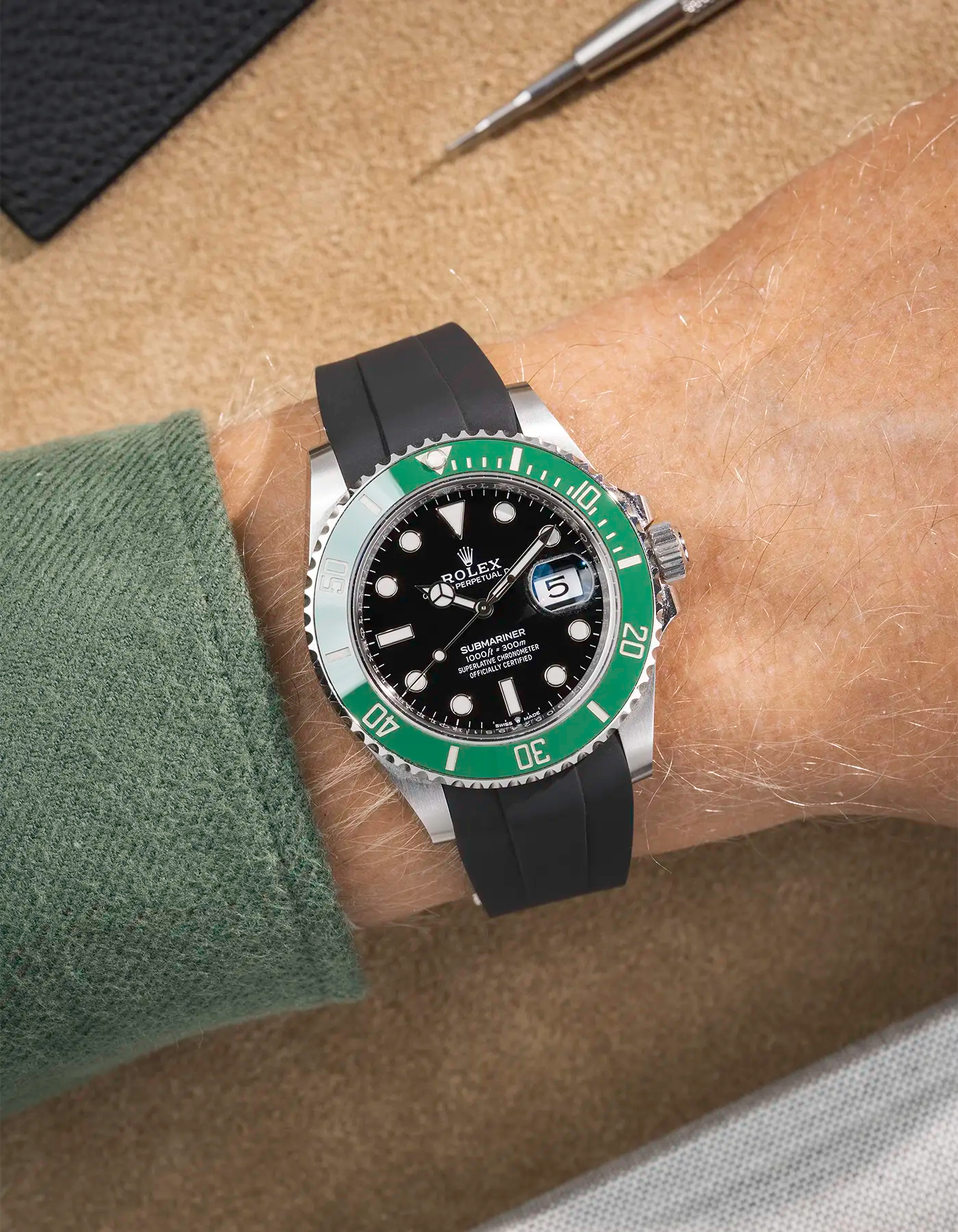 Classic Smooth FKM Rubber Strap Black for Rolex Submariner 41 126610LV Green Bezel Integrated with Original Clasp – Wrist shot
