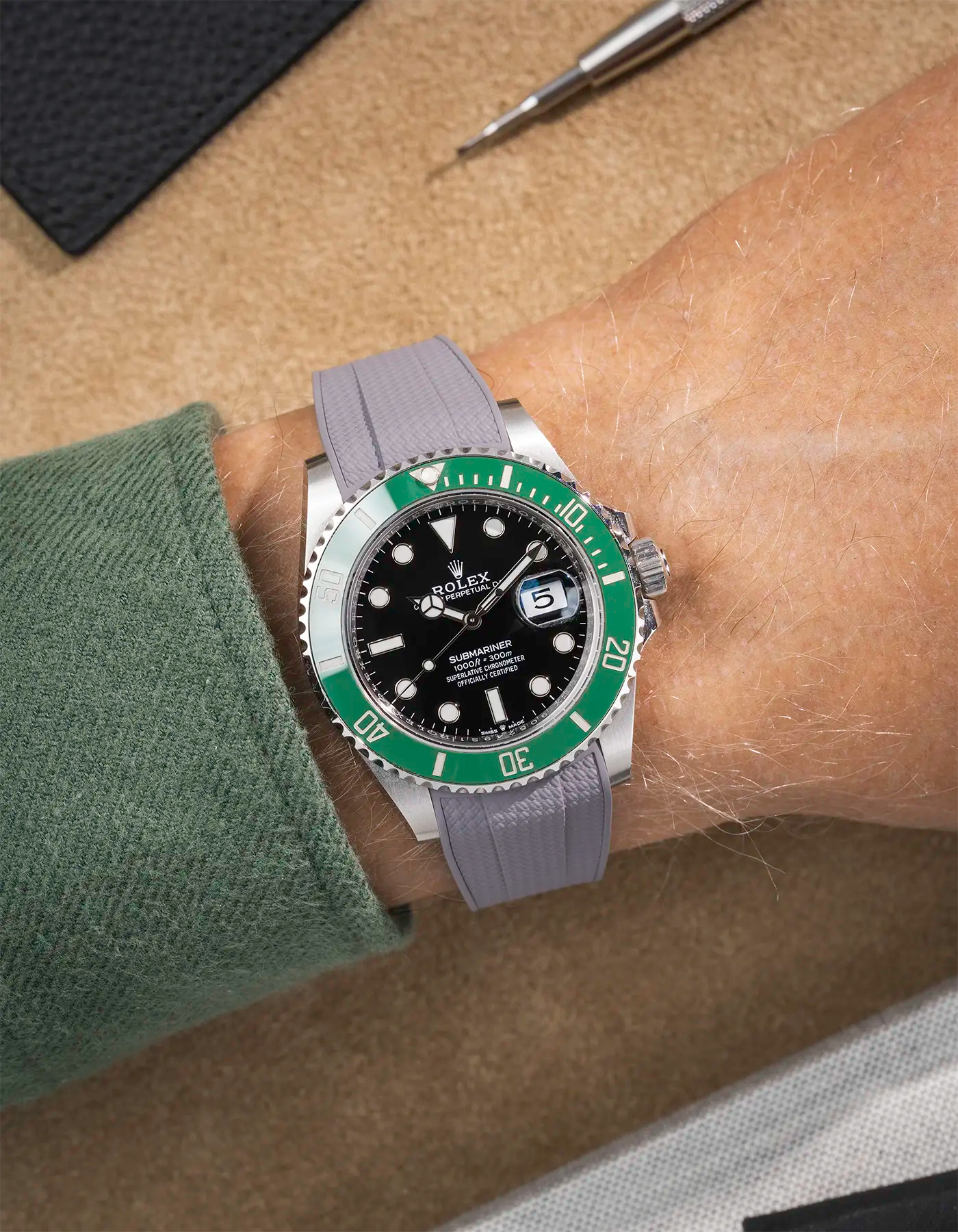 Vertech FKM Rubber Strap Grey for Rolex Submariner 41 126610LV Green Bezel Integrated with Original Clasp – Wrist shot