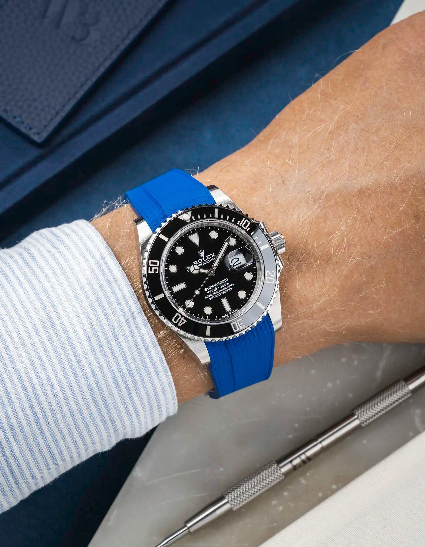 Vertech FKM Rubber Strap Navy Blue for Rolex Submariner 41 126610LN Black Bezel Integrated with Original Clasp – Wrist shot