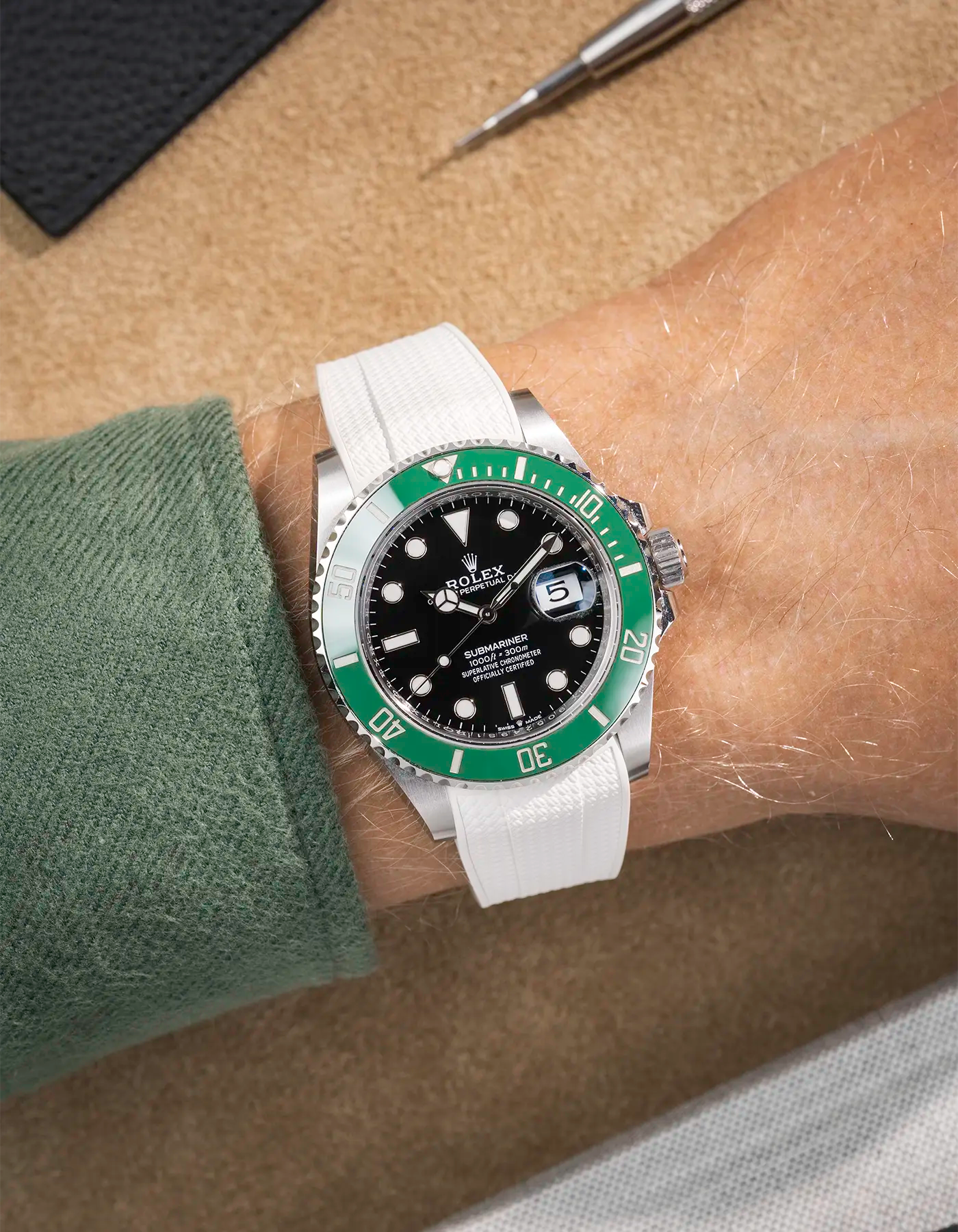 Vertech FKM Rubber Strap White for Rolex Submariner 41 126610LV Green Bezel Integrated with Original Clasp – Wrist shot